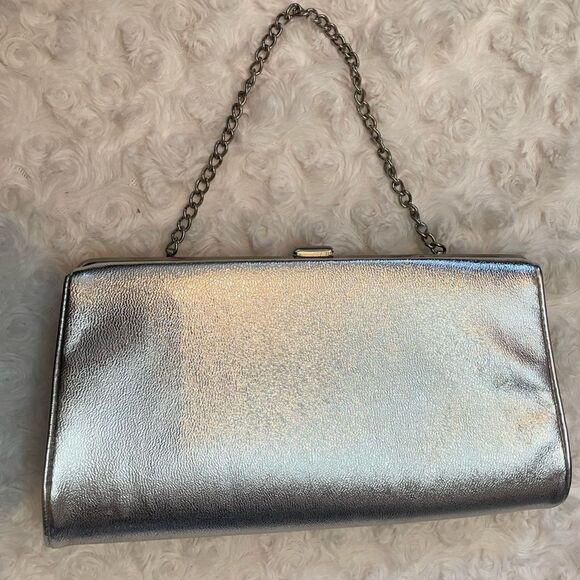 Vintage 1960s Silver Leather Clutch Convertible Handbag - Picture 3 of 8
